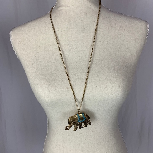 🏆 Elephant necklace - Picture 1 of 3